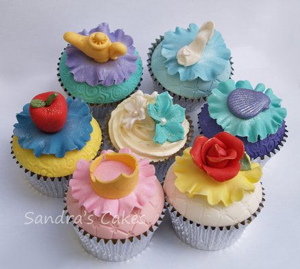 Disney-Princess-Dress-Cupcake-Cake