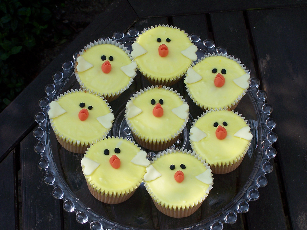 Easter Chick Cupcakes