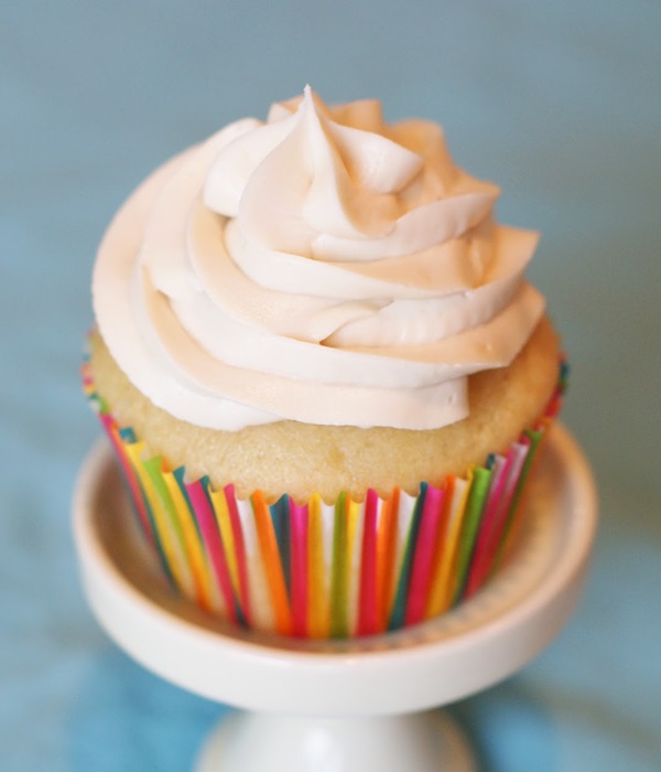 Gluten Free Vanilla Cupcake Recipe