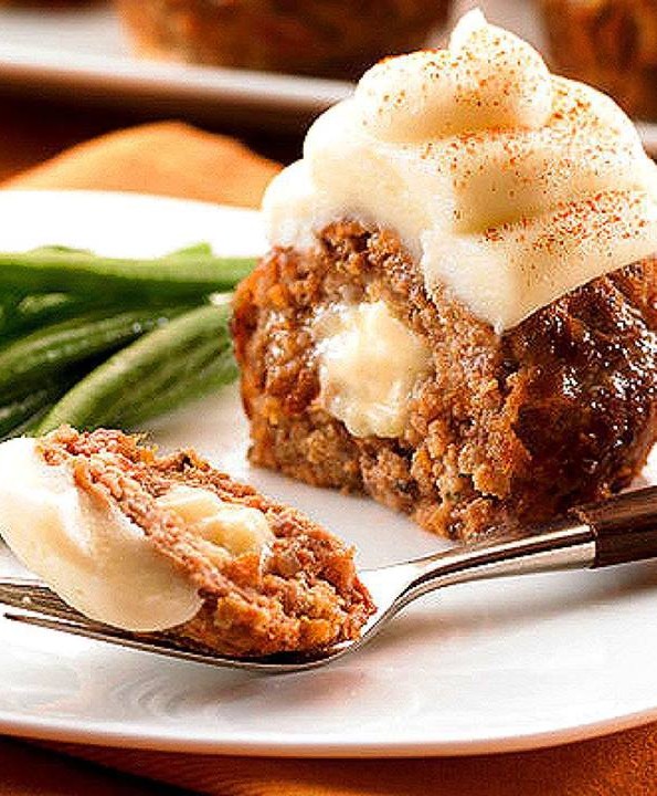 10 Photos of Meatloaf Cupcakes Topped With Mashed Potatoes