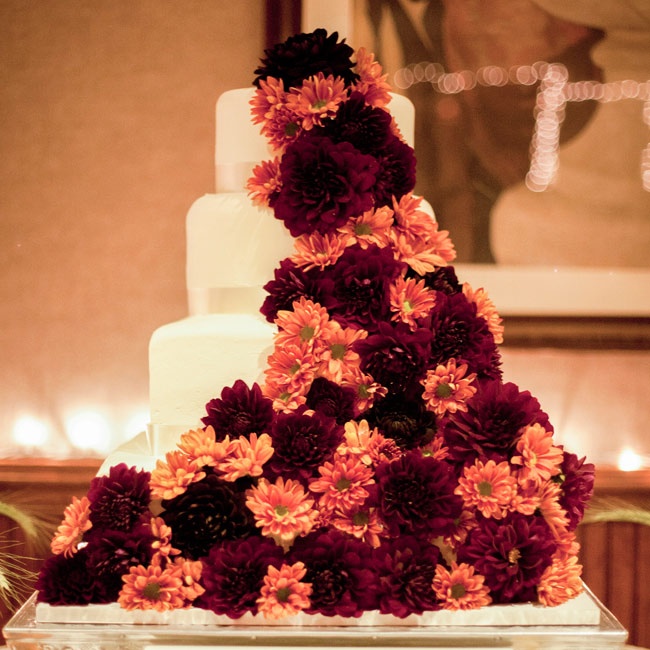 Wedding Cakes with Fall Mums