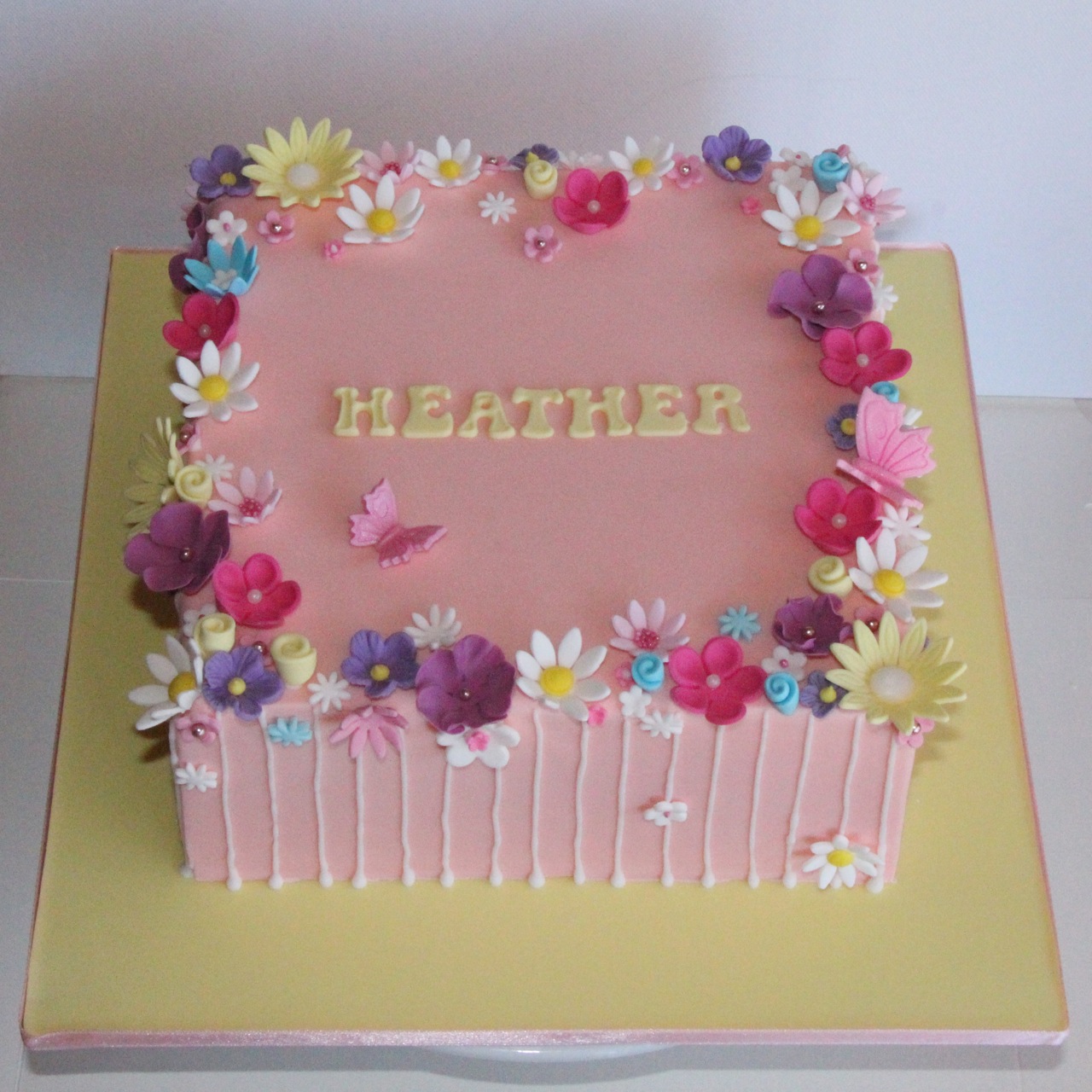 Flower Cake Design