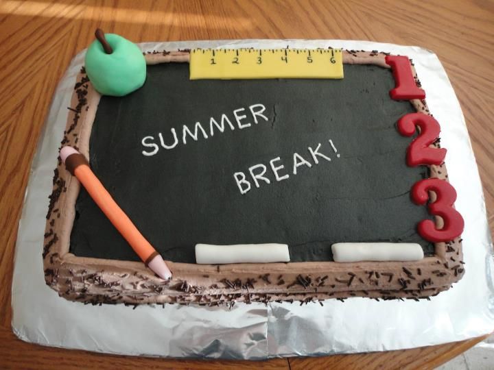 The End of Year School Party Cake