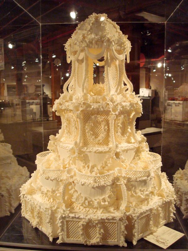 13 Photos of Victorian Fancy Cakes