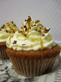 6 Photos of White Chocolate And Caramel Cupcakes